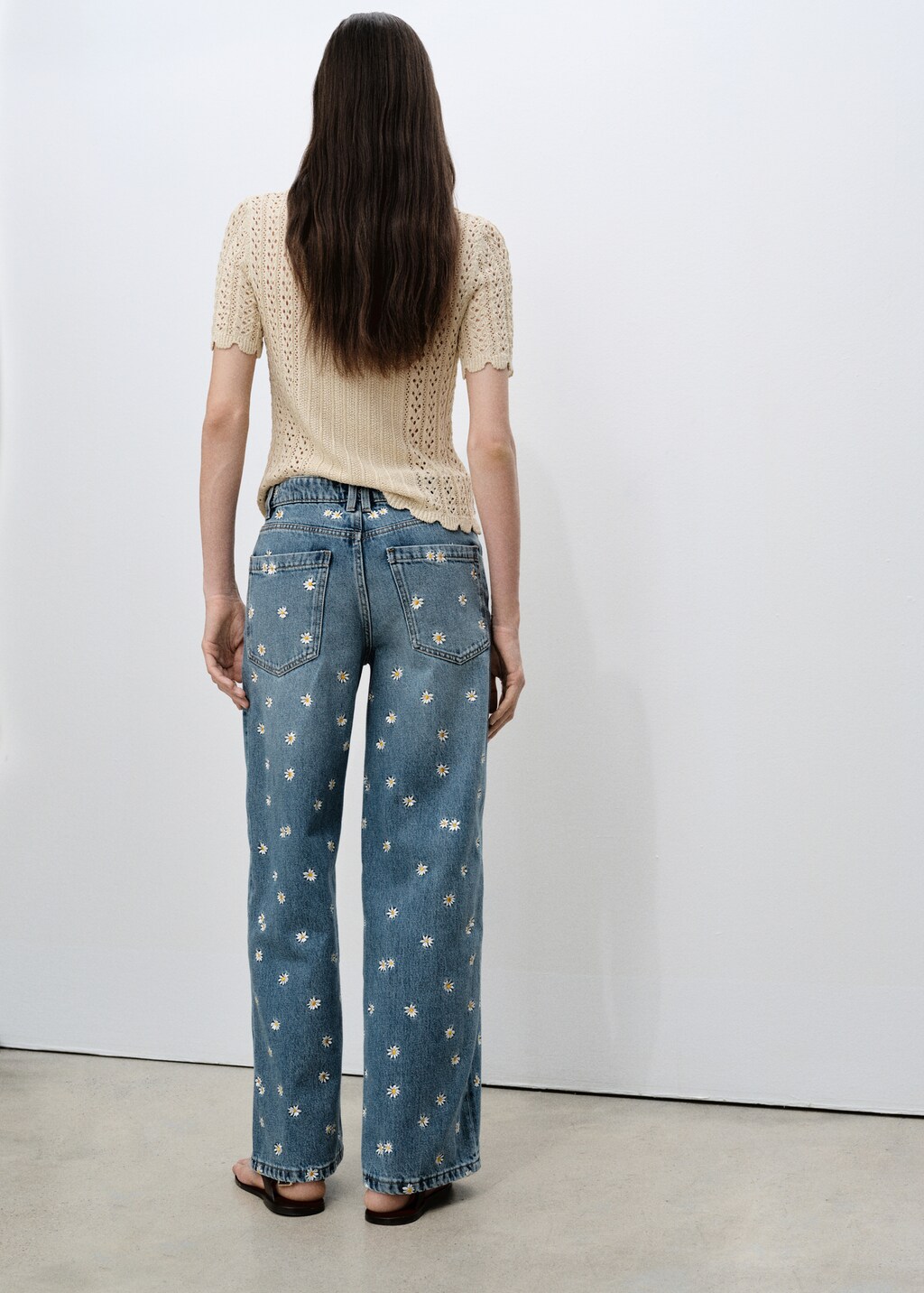 Flower-embroidered wideleg jeans - Medium Blue