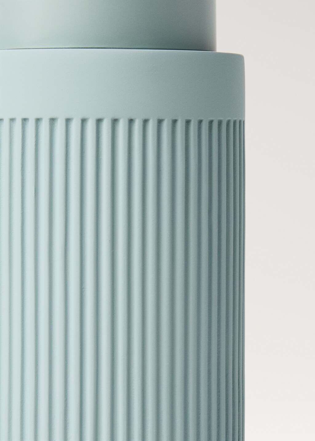 Resin soap dispenser - Maroon