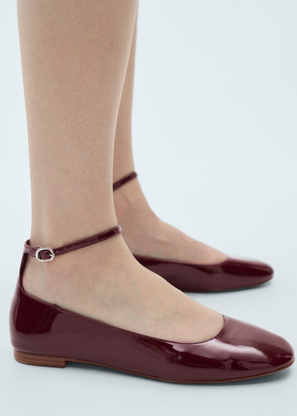 Patent leather-effect ballet flats - Beige