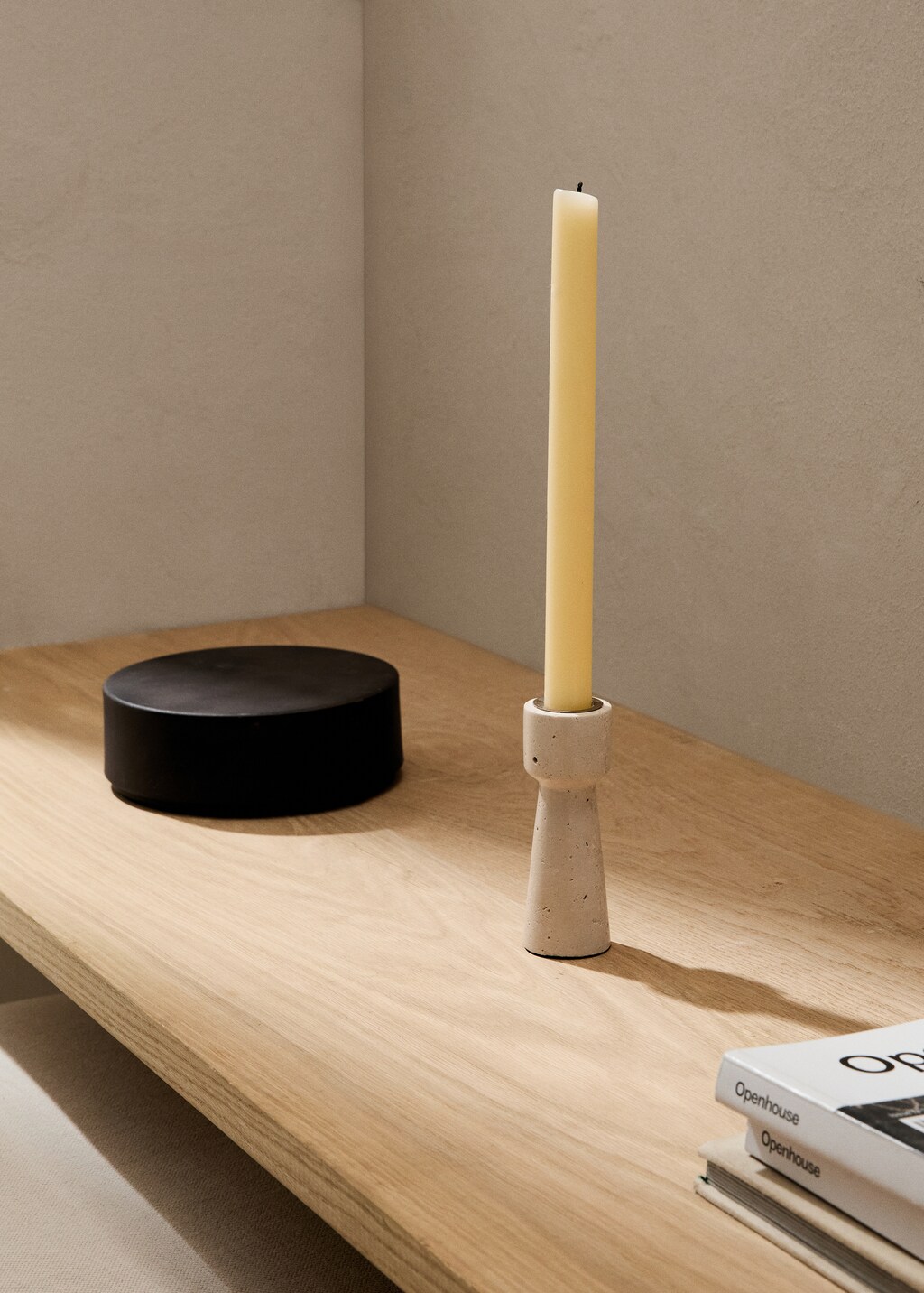 Medium travertine candlestick - Ivory White