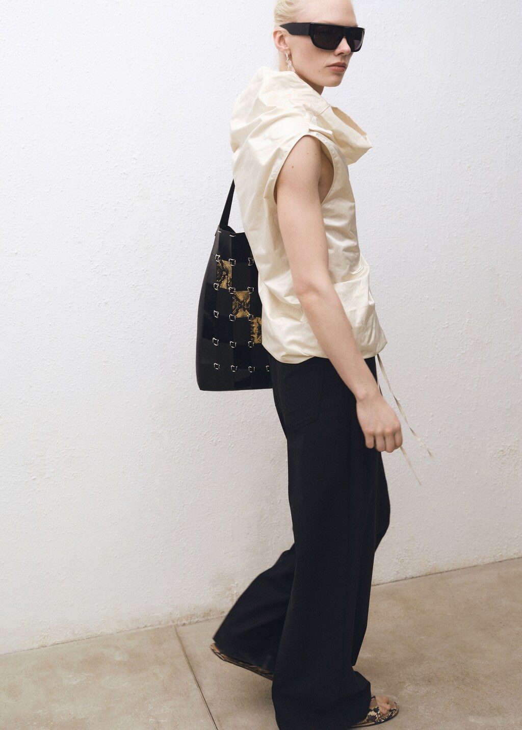 Cotton dress with draped collar - Ecru