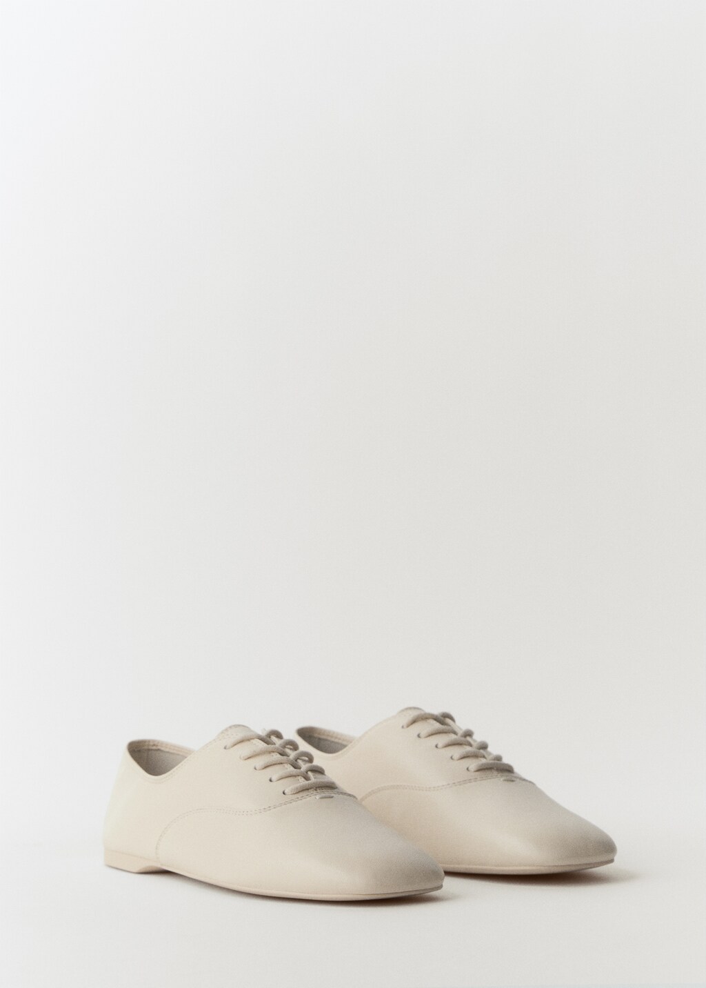 Lace-up leather shoes - Ecru