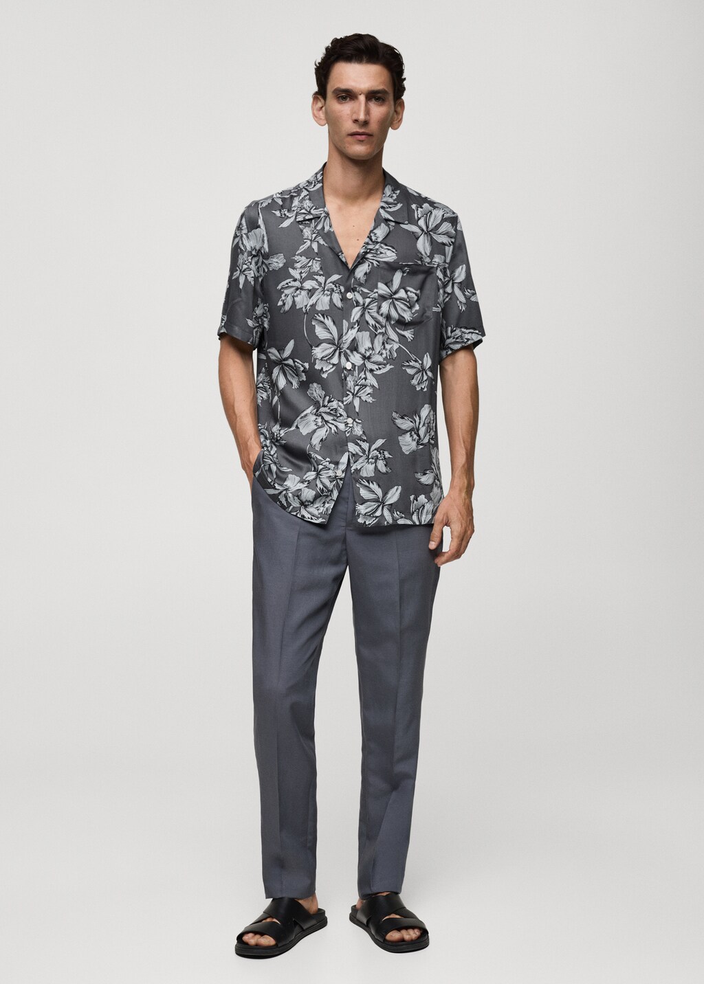 Regular-fit Hawaiian-print shirt - Charcoal