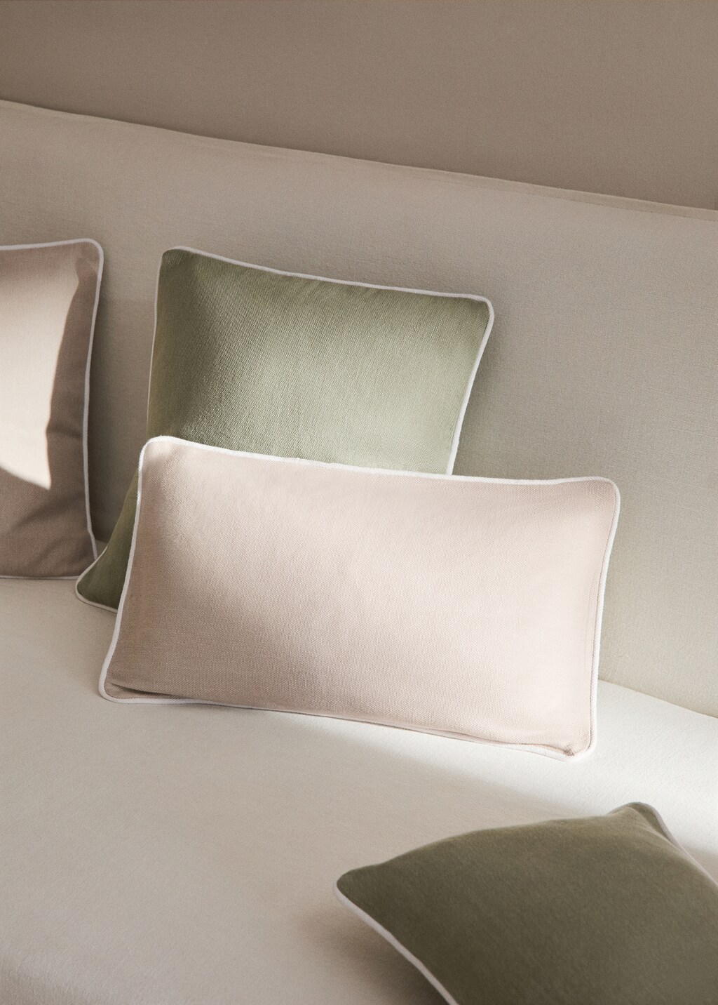 Cotton cushion cover with trim 30x50cm - Green