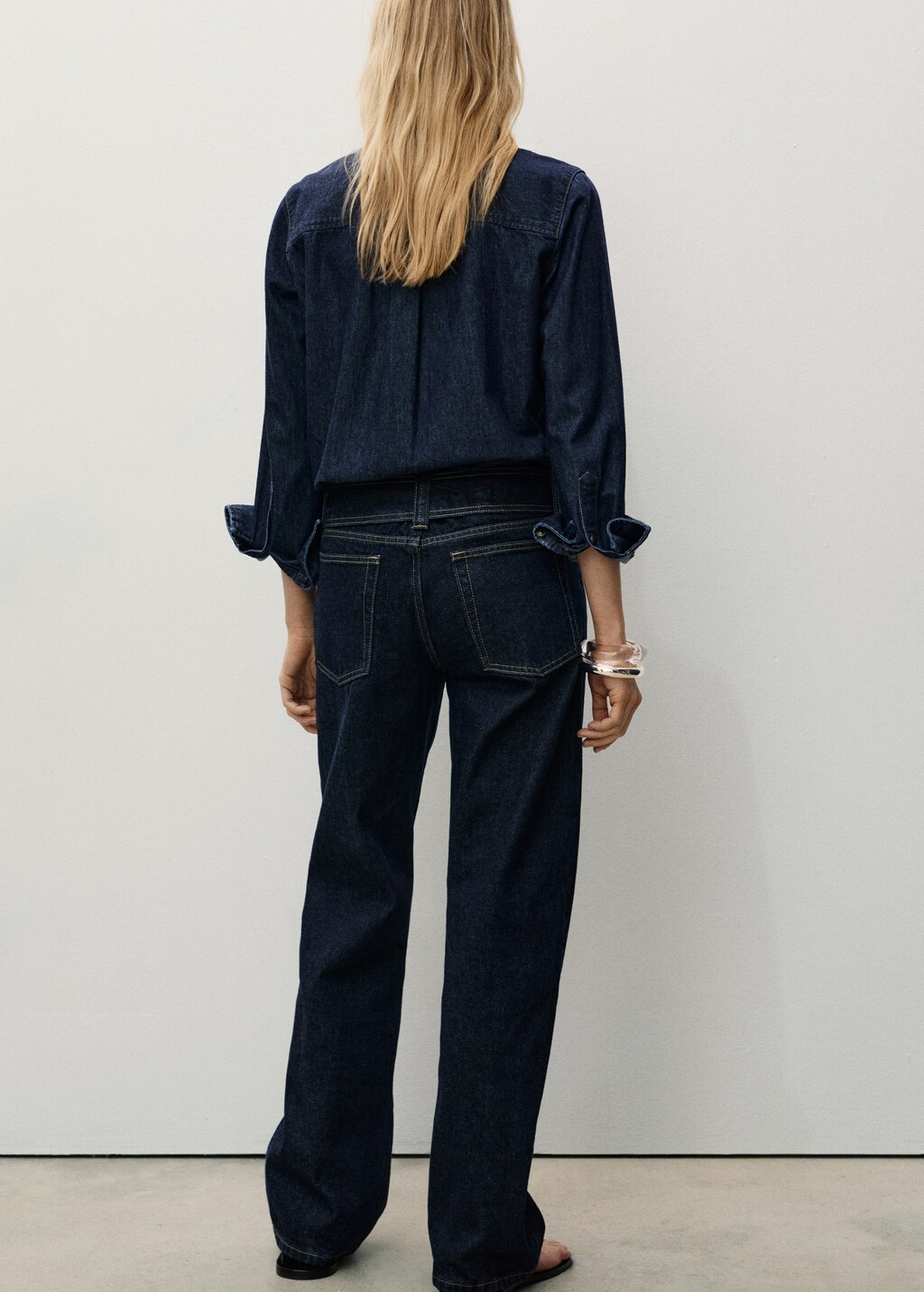 Low-rise straight jeans with belt - Open Blue