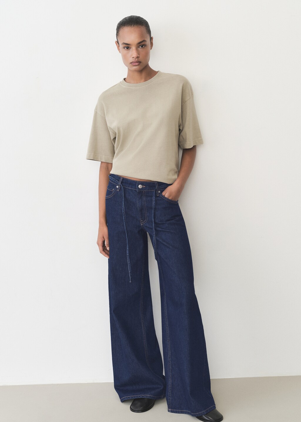 Low-rise wideleg jeans with belt - Open Blue