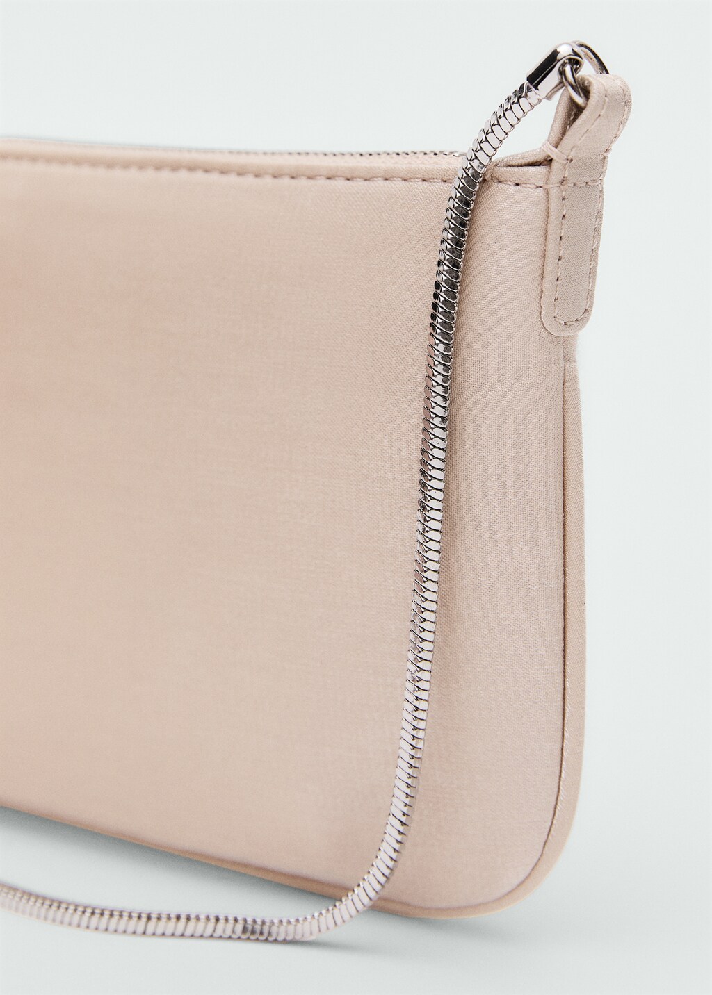 Shiny finish chain bag - Beige