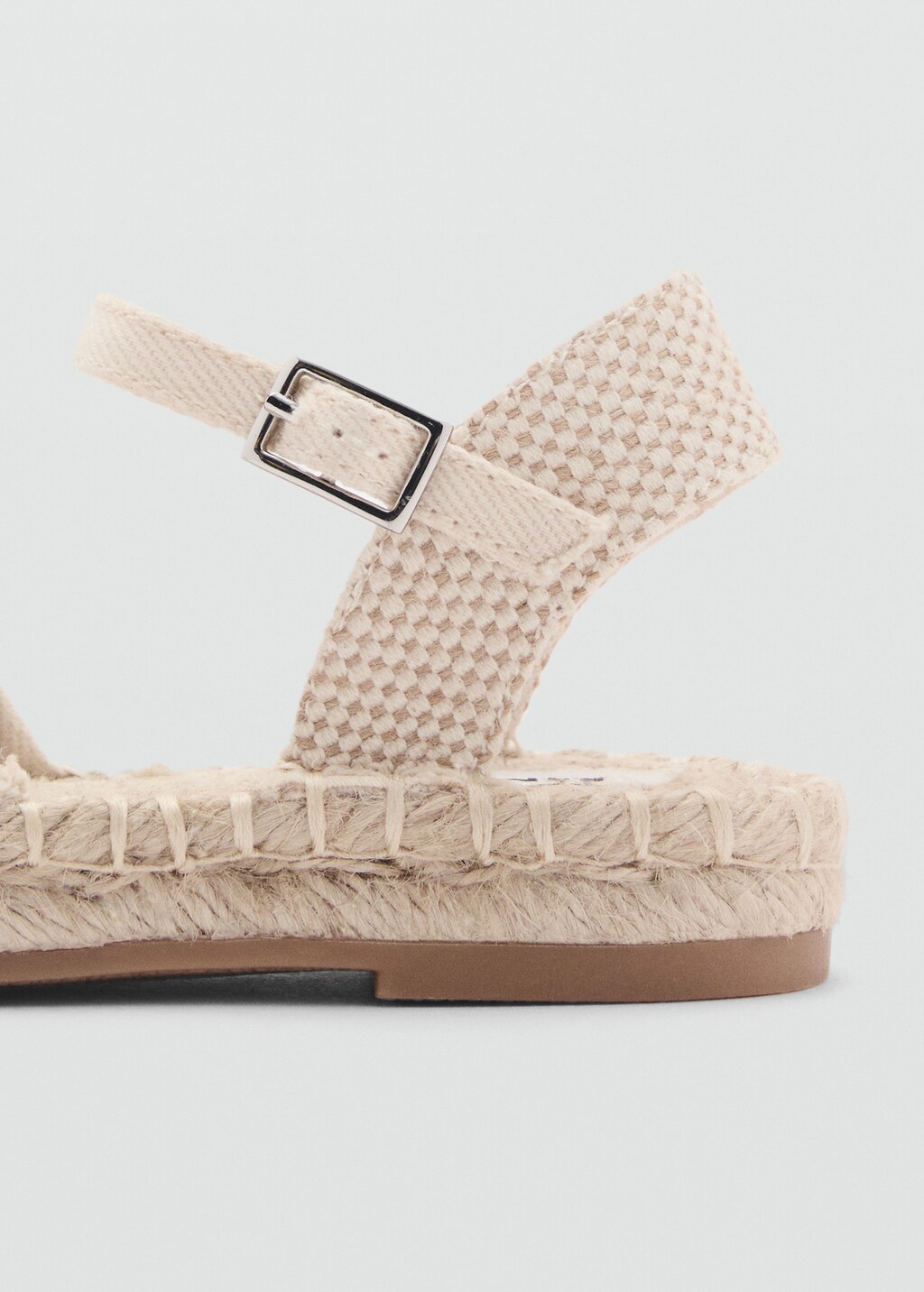 Buckle strap sandals - Sand