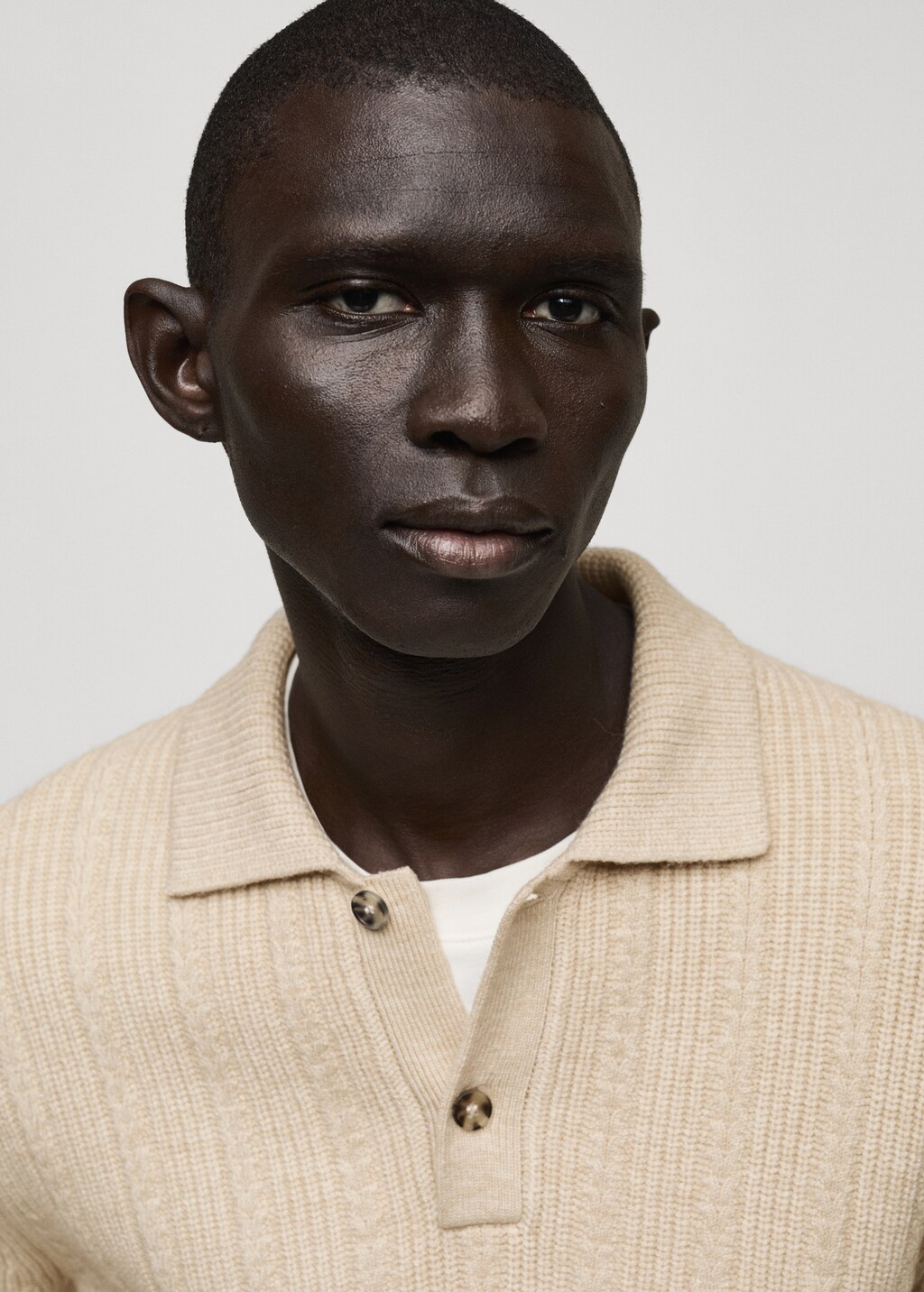 Knitted structured polo sweater - Ecru