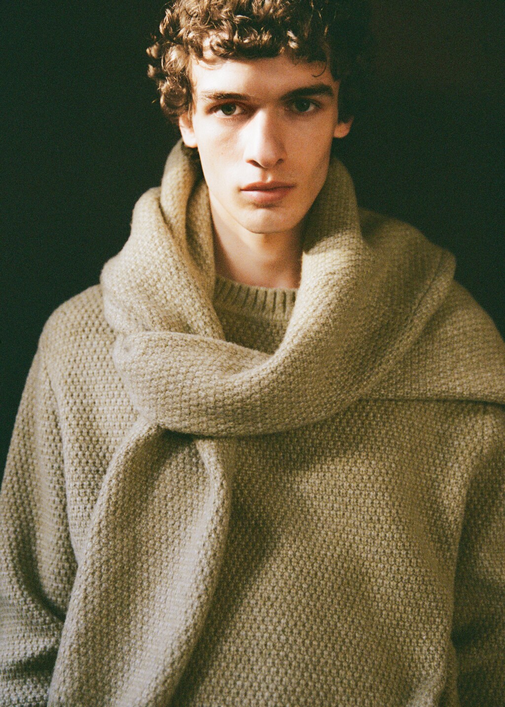 Structured knitted sweater - Pastel Green