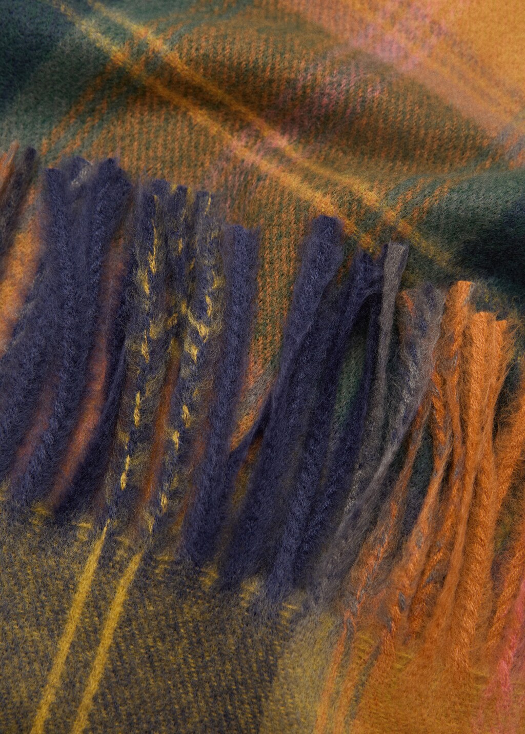 Check scarf with fringed ends - Khaki