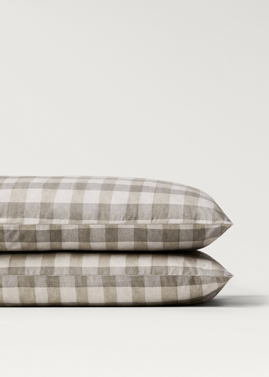 Cotton percale check pillowcase, 50x75 cm - Medium Brown