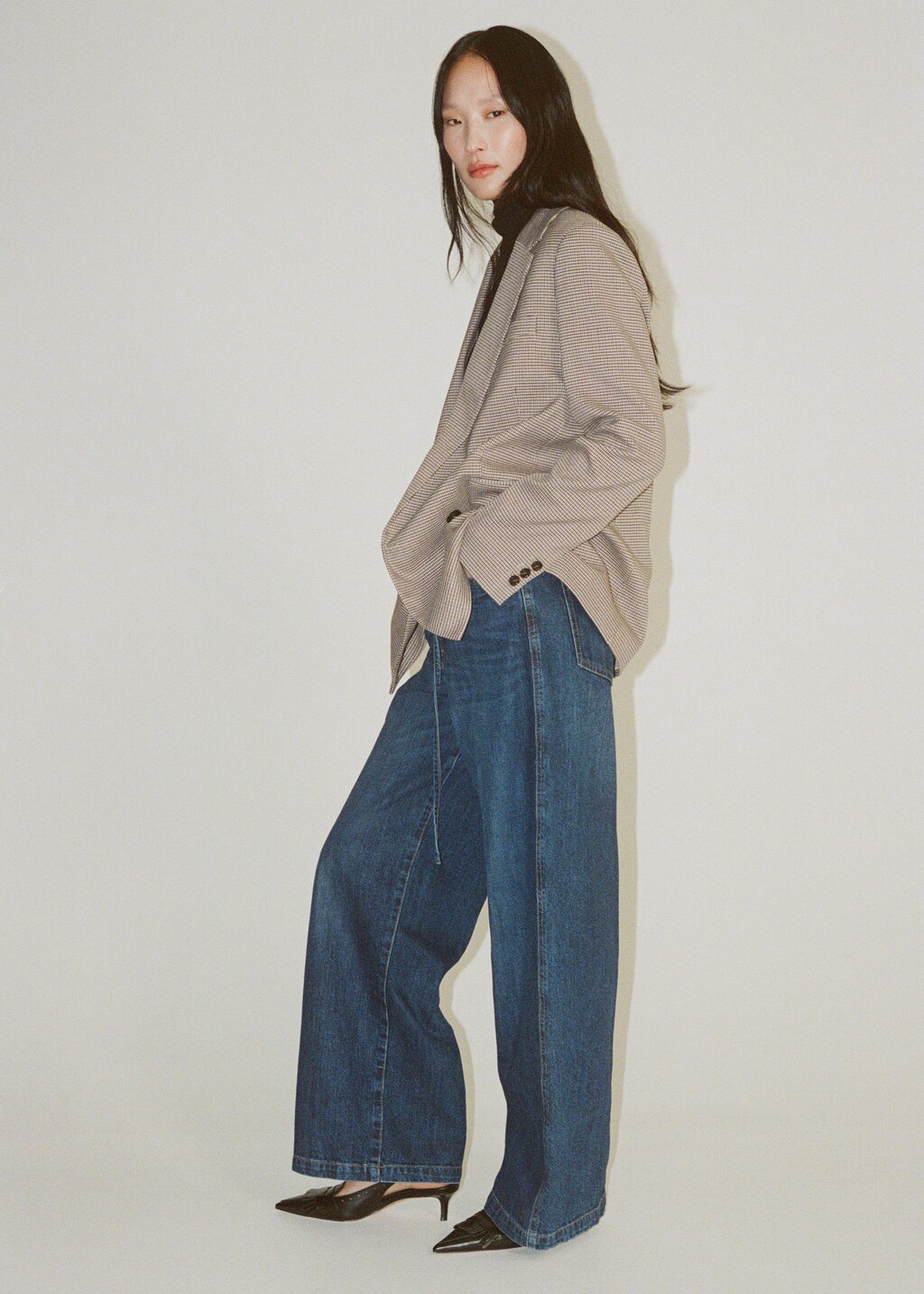 Wideleg jeans with belt detail - Khaki