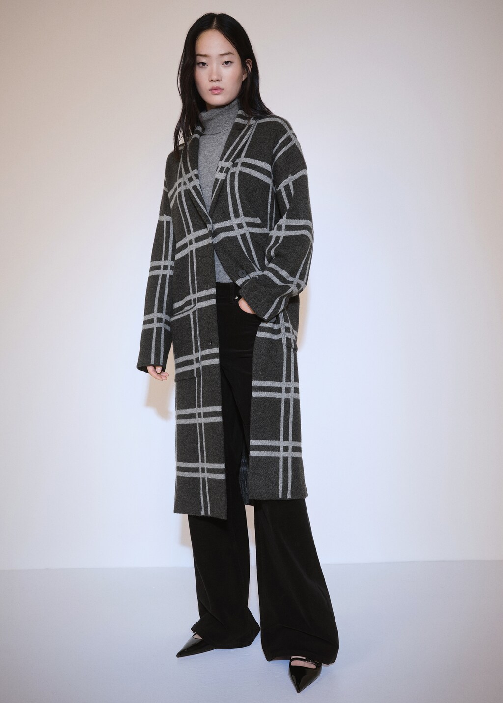 Check knitted coat - Charcoal