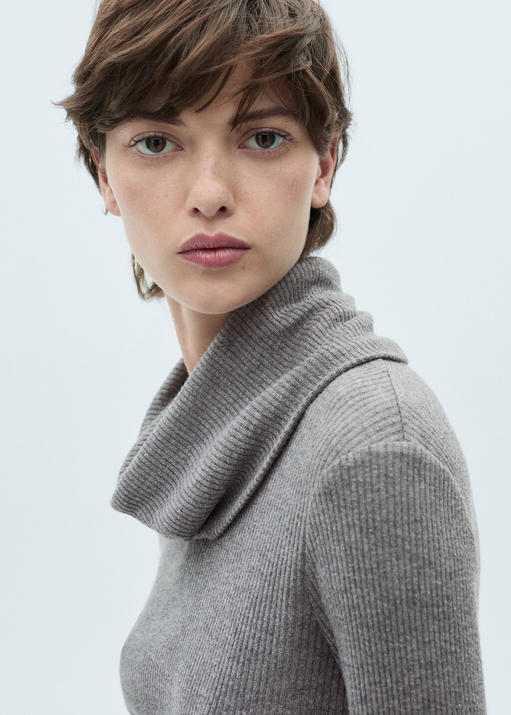 Turtle neck ribbed t-shirt - Brown