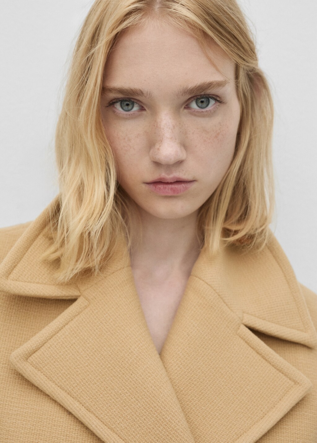 Double-breasted virgin wool coat - Medium Brown