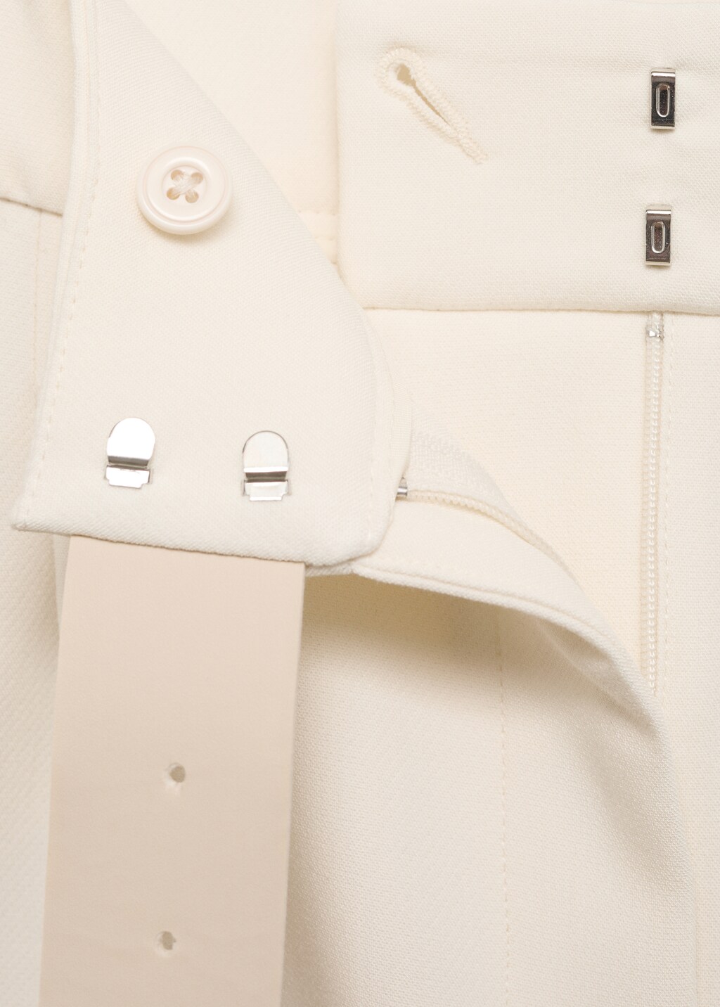 Belt straight-fit trousers - Ecru