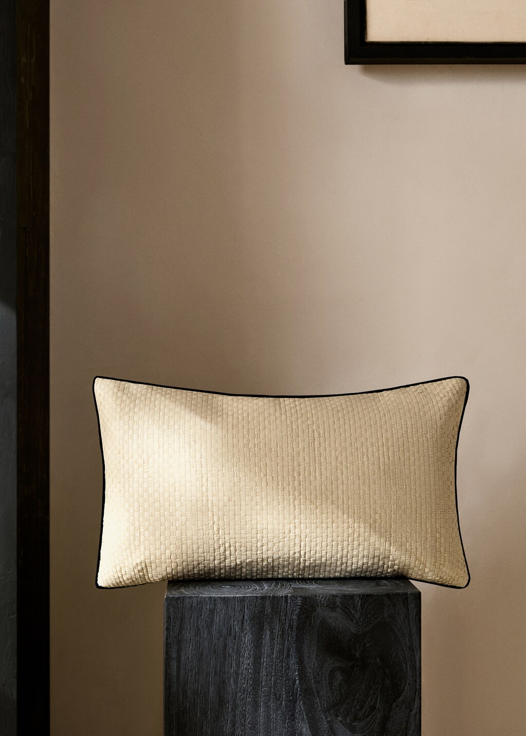 Woven paper cushion cover with piping 30x50cm - Black