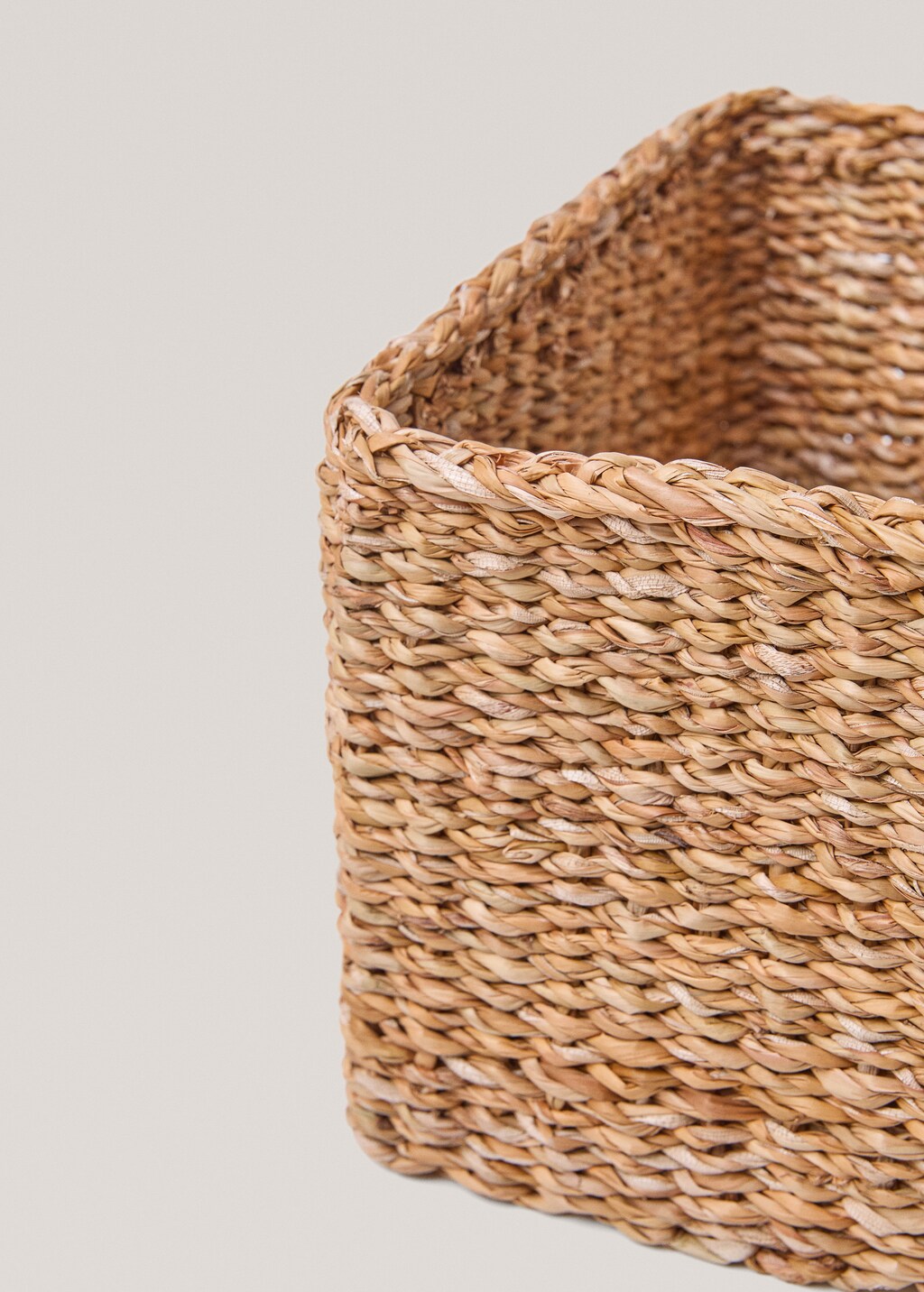 Medium square seagrass basket with lid - Brown