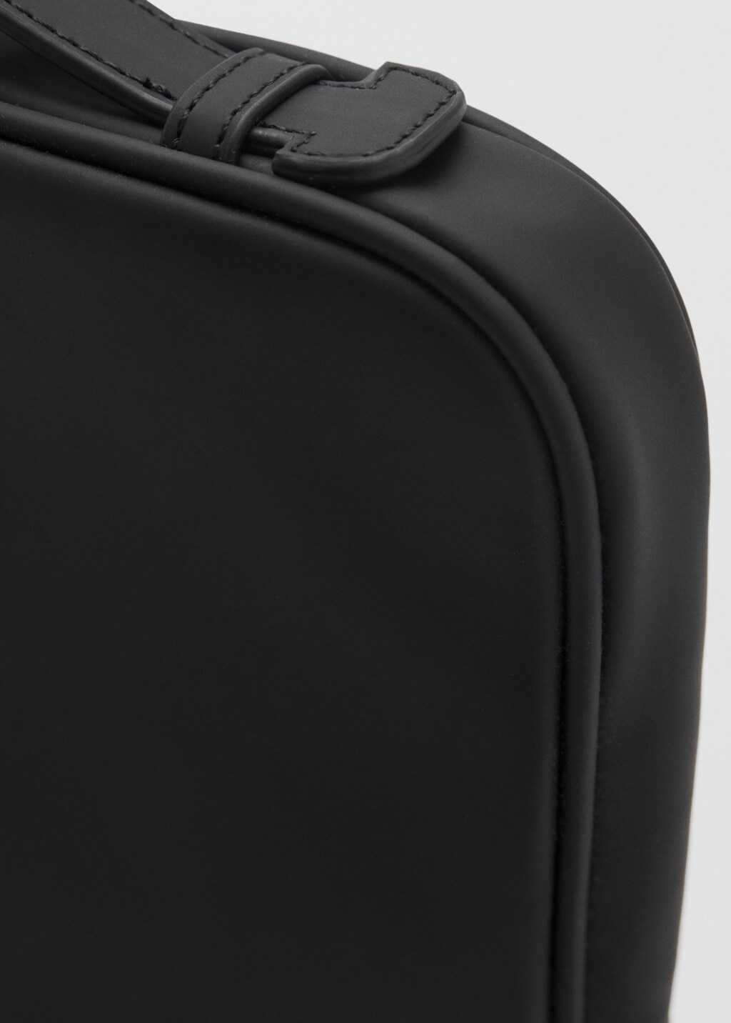 Rubberised laptop case - Black