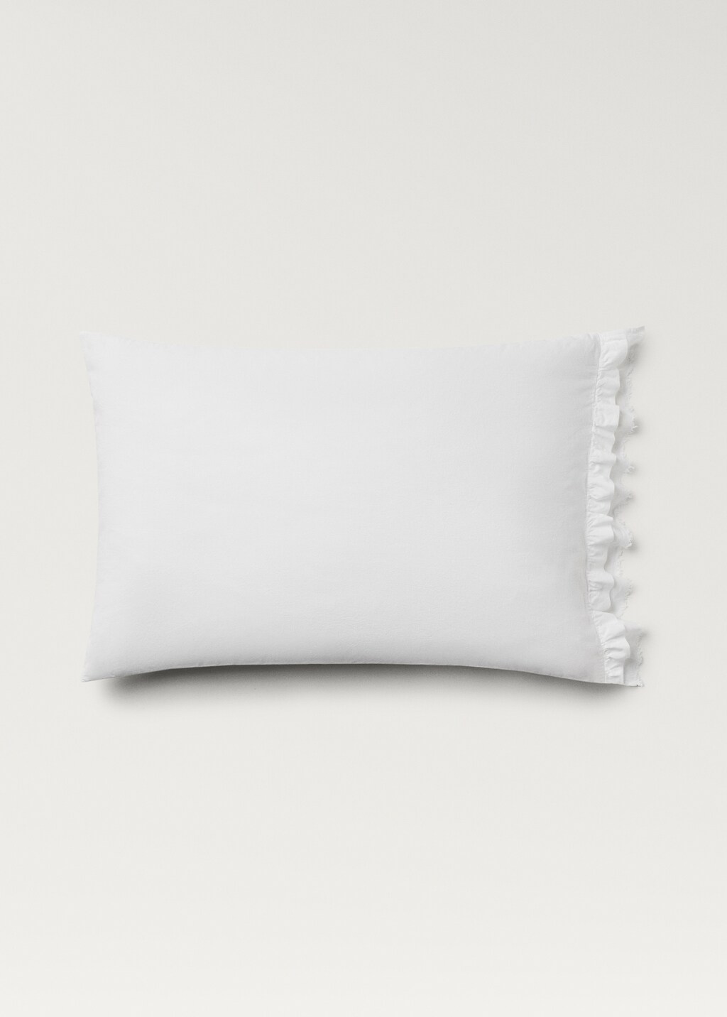 Washed cotton pillowcase with linen ruffle, 50x75 cm - White