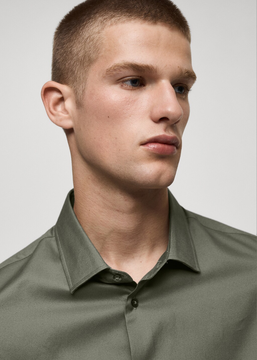 Regular-fit 100% cotton shirt - Green