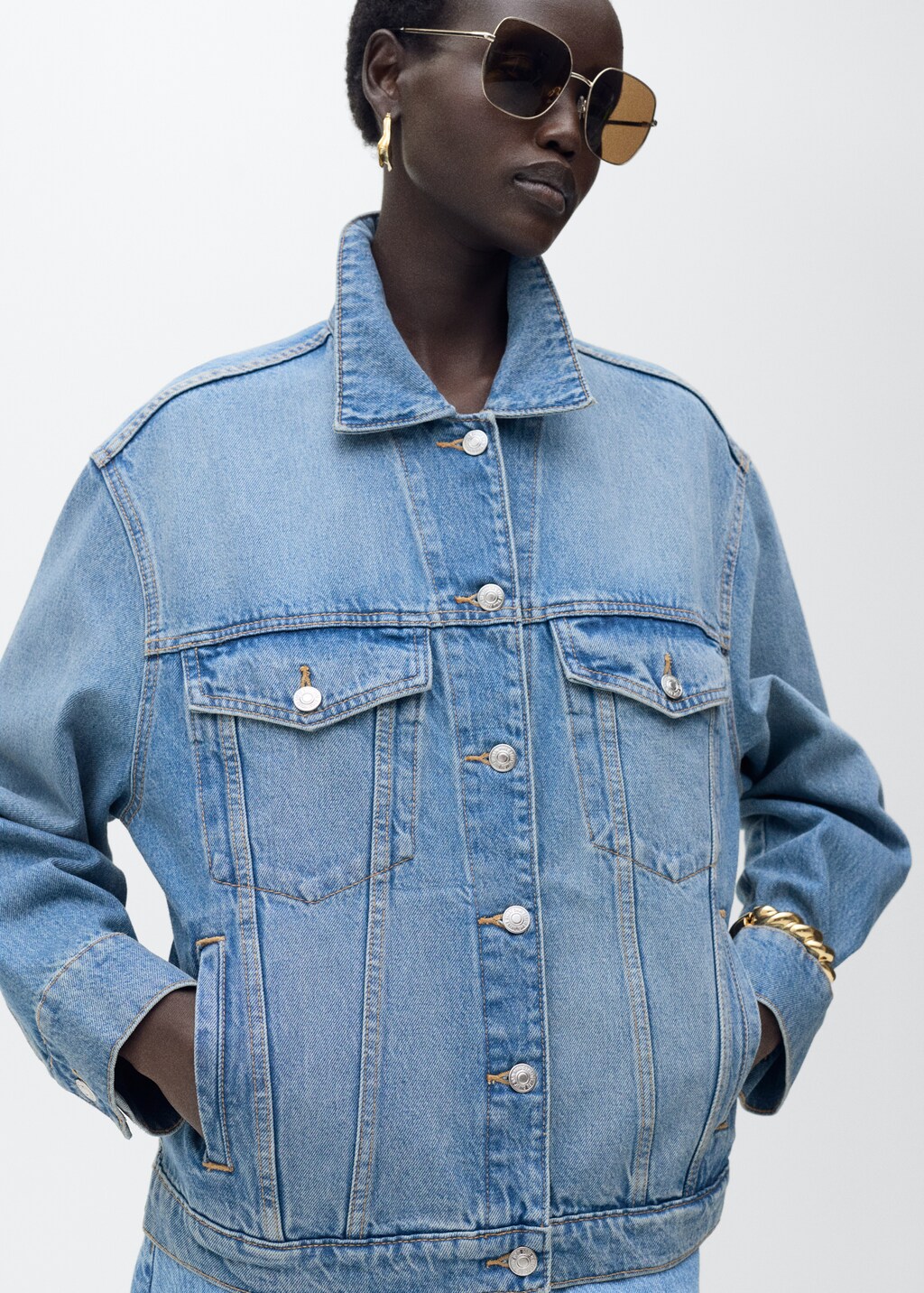 Oversized denim jacket with pockets - Medium Blue