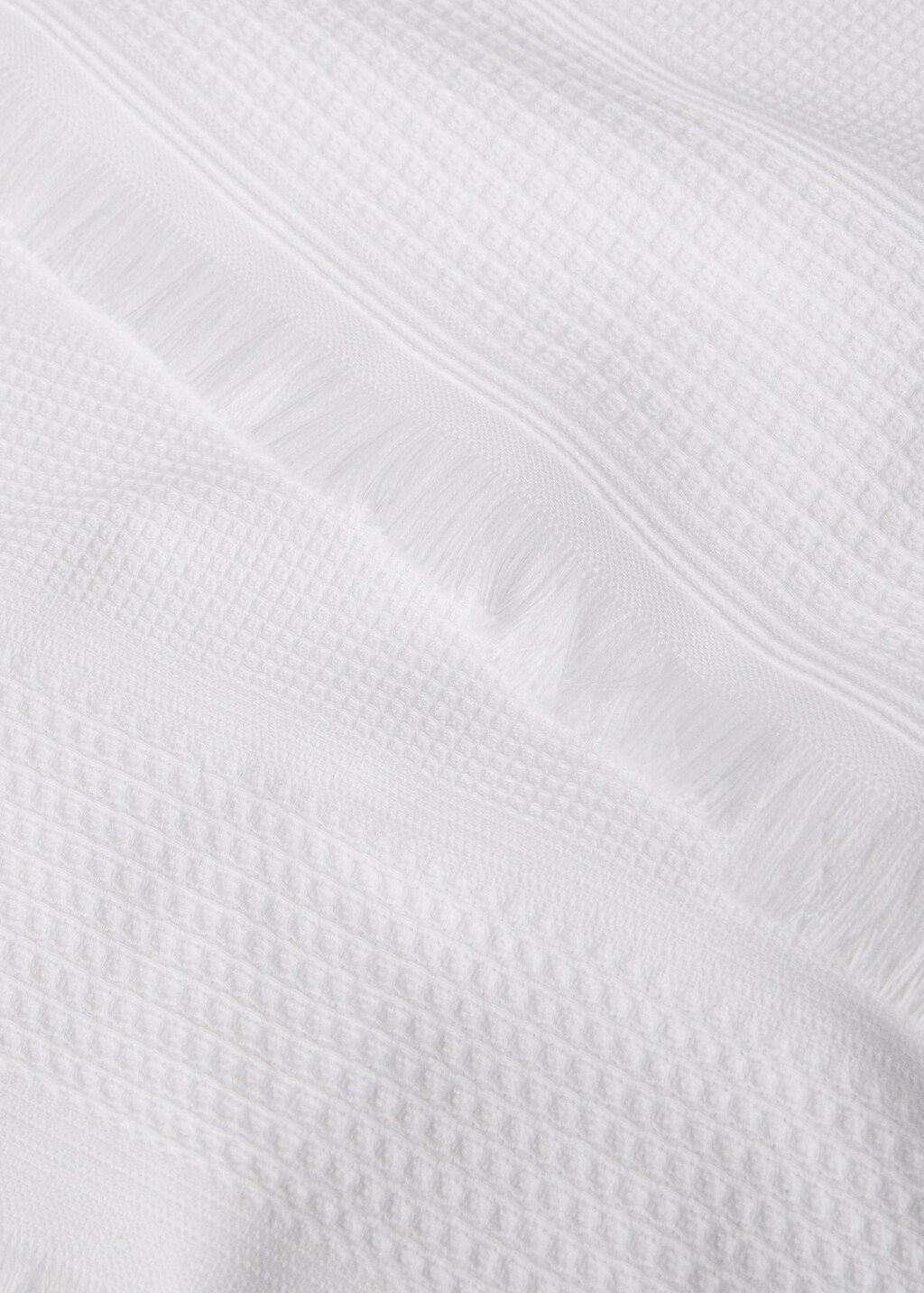 Textured cotton kitchen towel with fringes - White