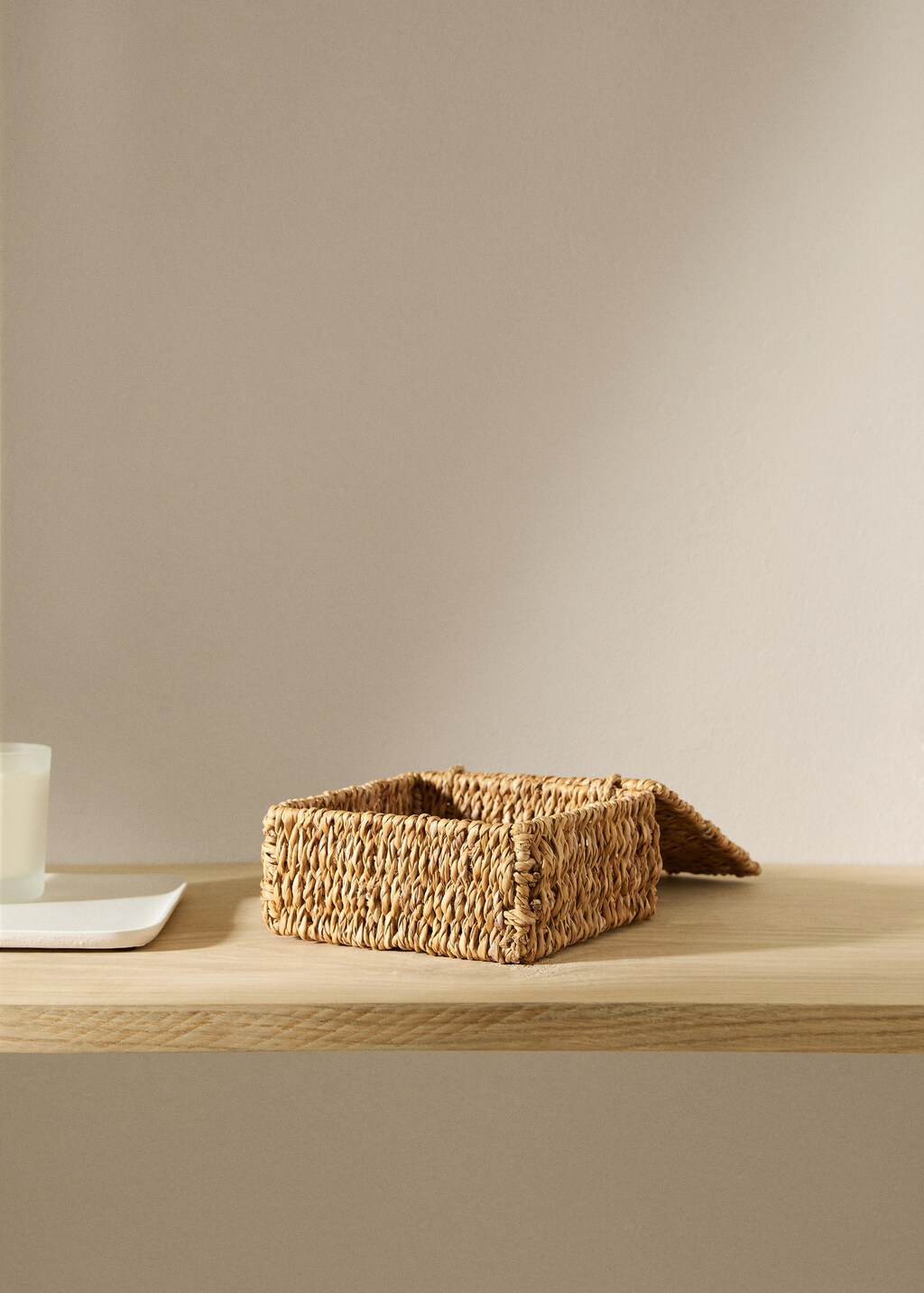 Natural fibre basket with lid 17x17cm - Brown