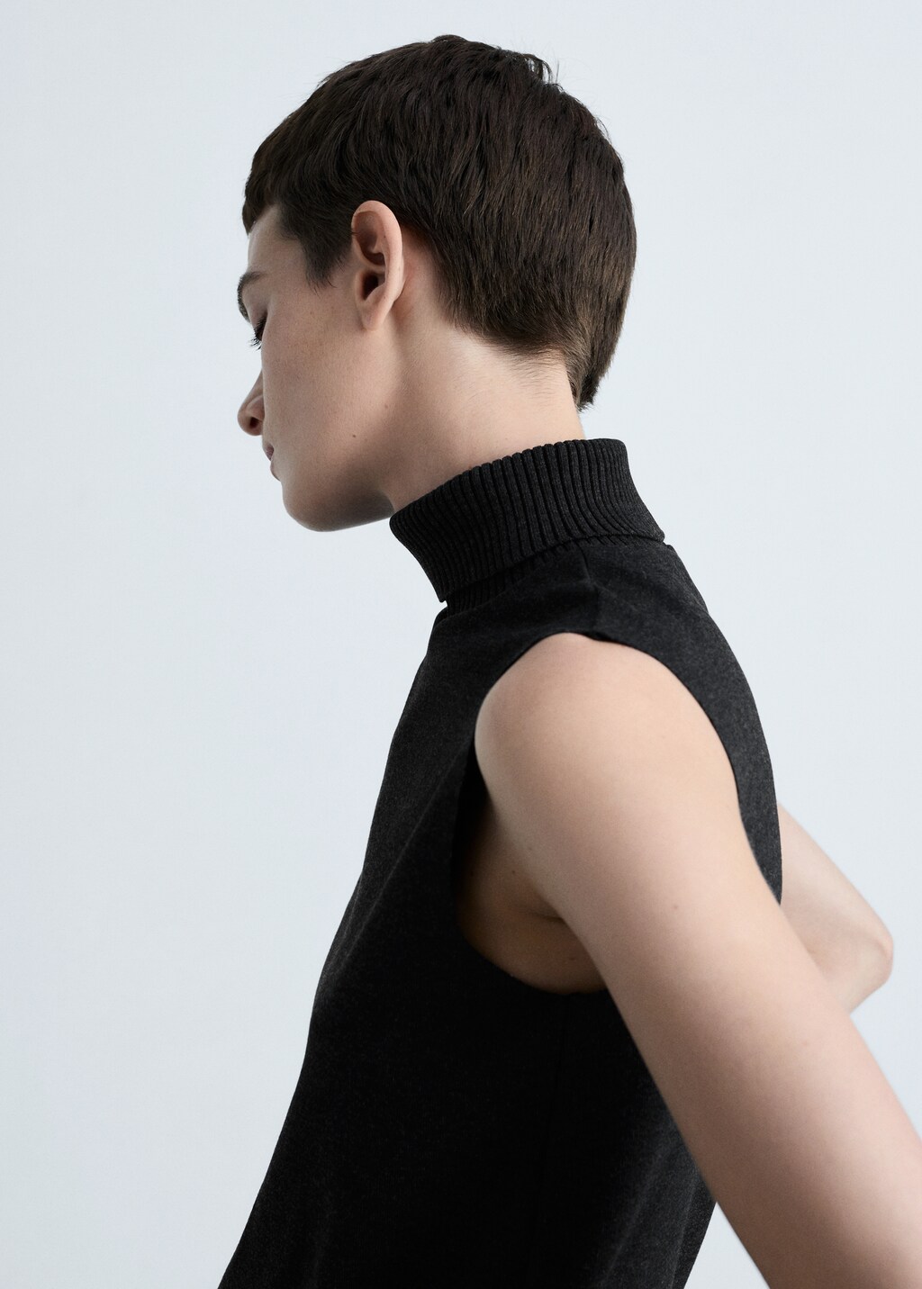 Turtleneck knitted top - Beige