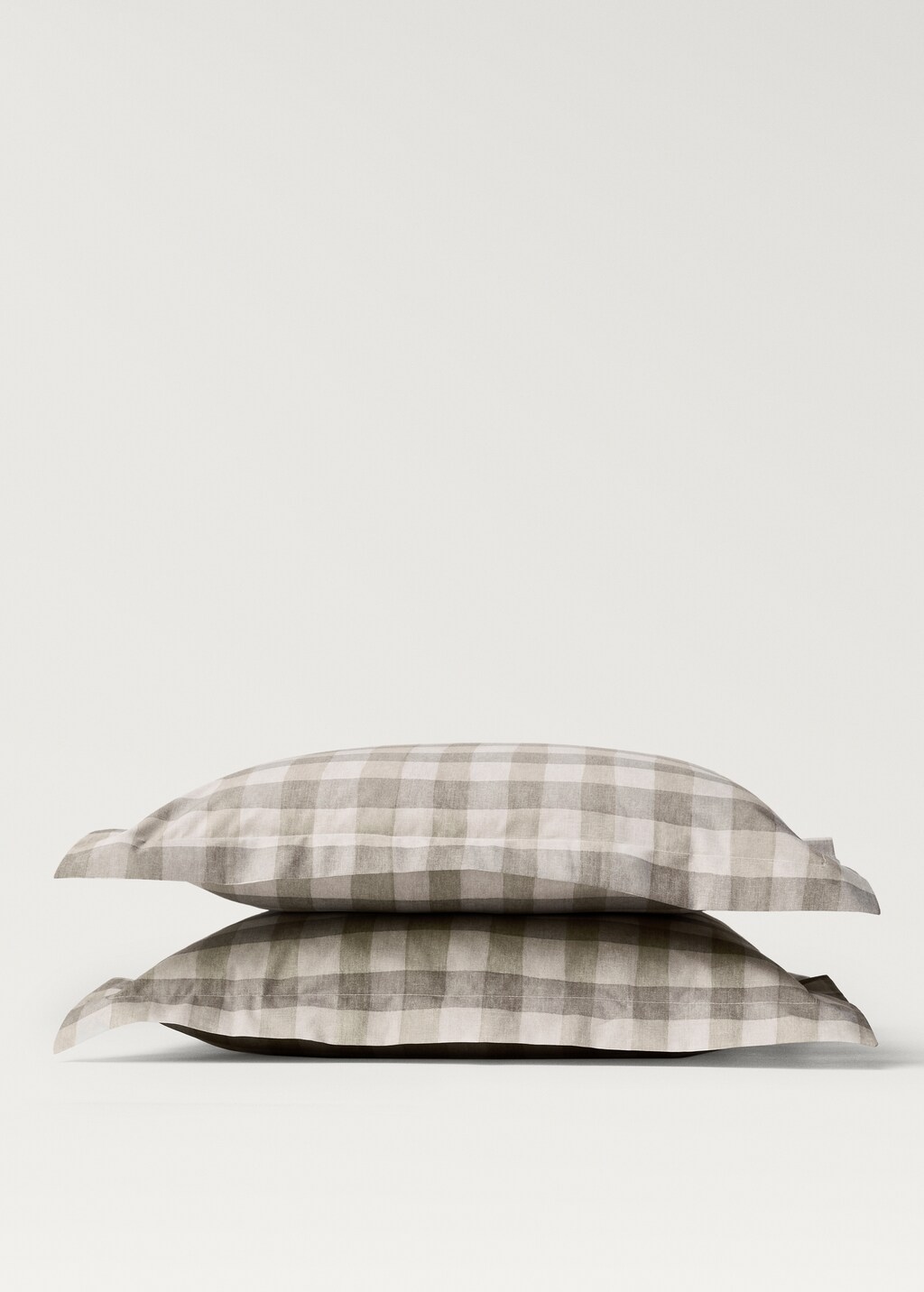Cotton percale check pillowcase, 60x60 cm - Medium Brown