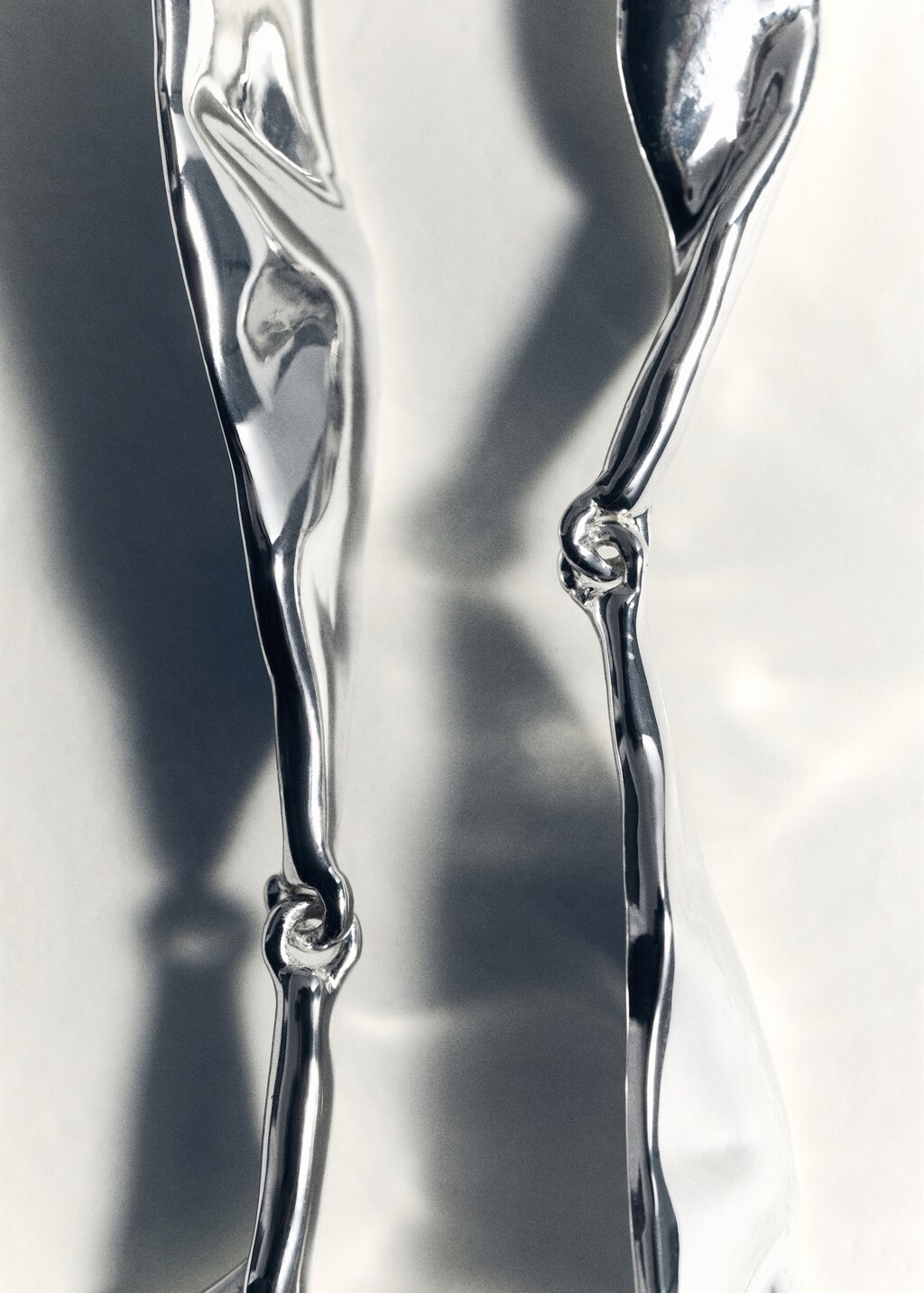 Rigid textured earrings - Silver