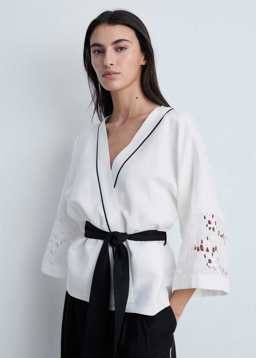 Linen-blend caftan with openwork details - White