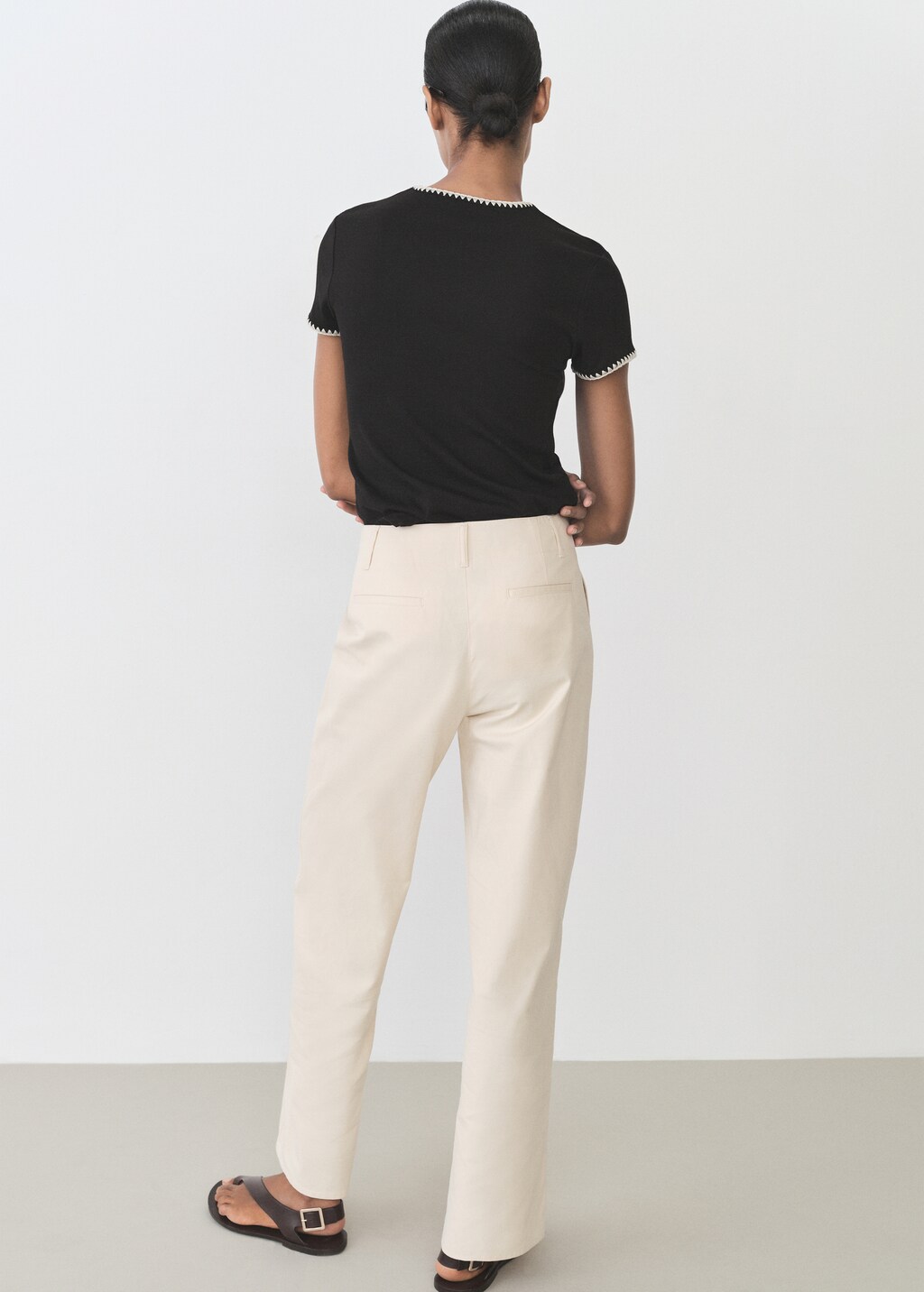 Cotton t-shirt with contrasting trim - Off White