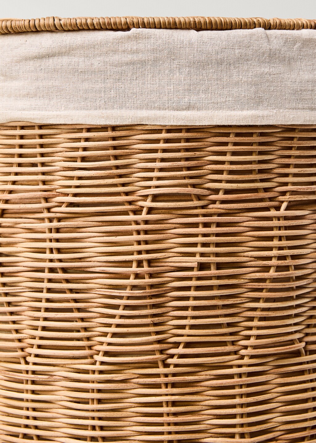 Rattan laundry basket with inner lining - Brown