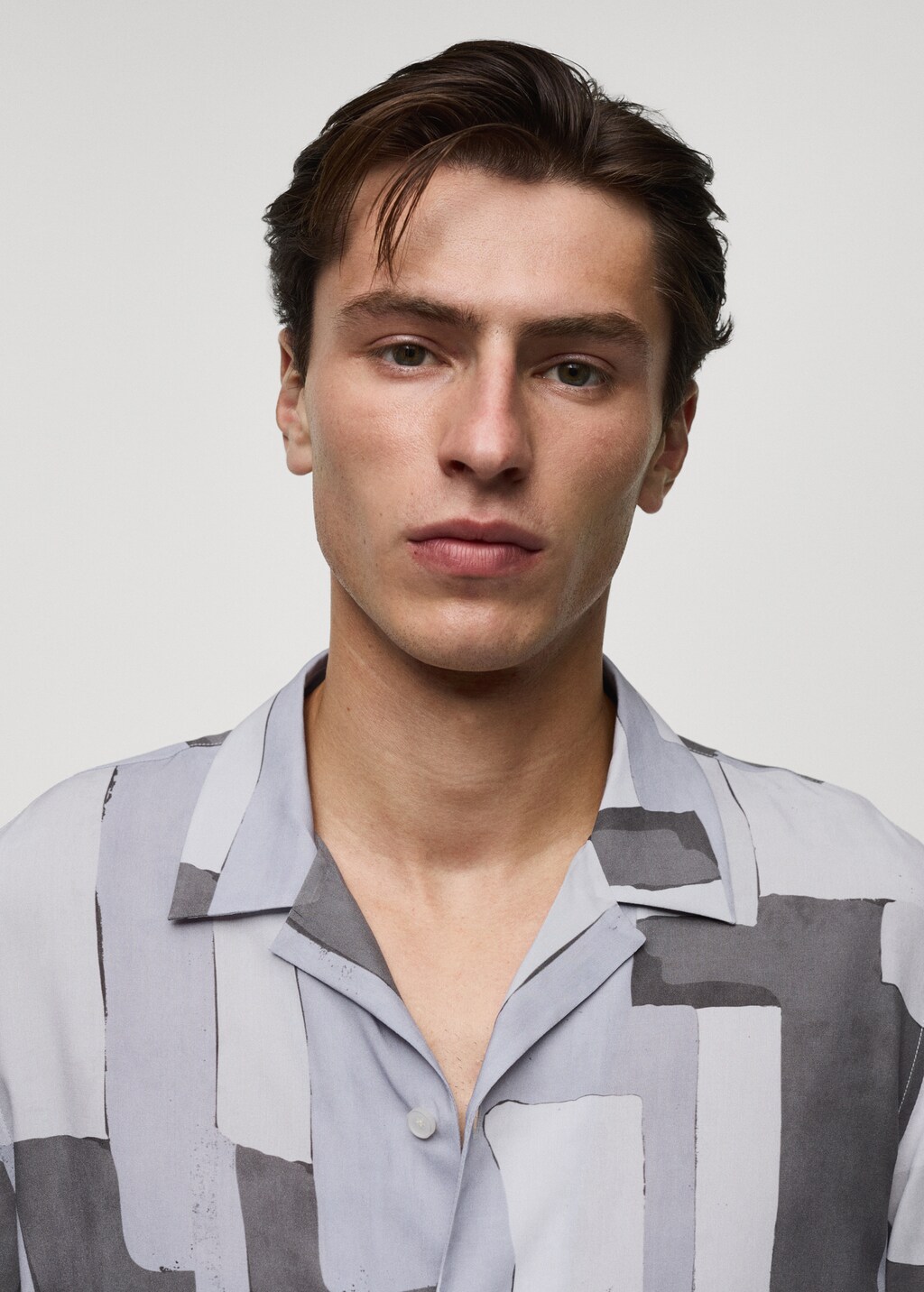 Printed fluid regular-fit shirt - Light/Pastel Grey