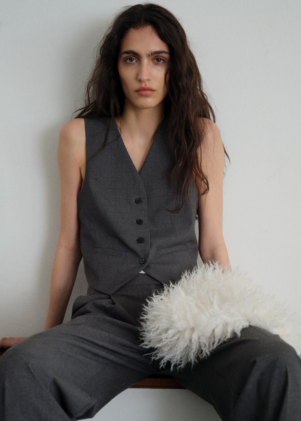 Gilet with adjustable belt - Grey