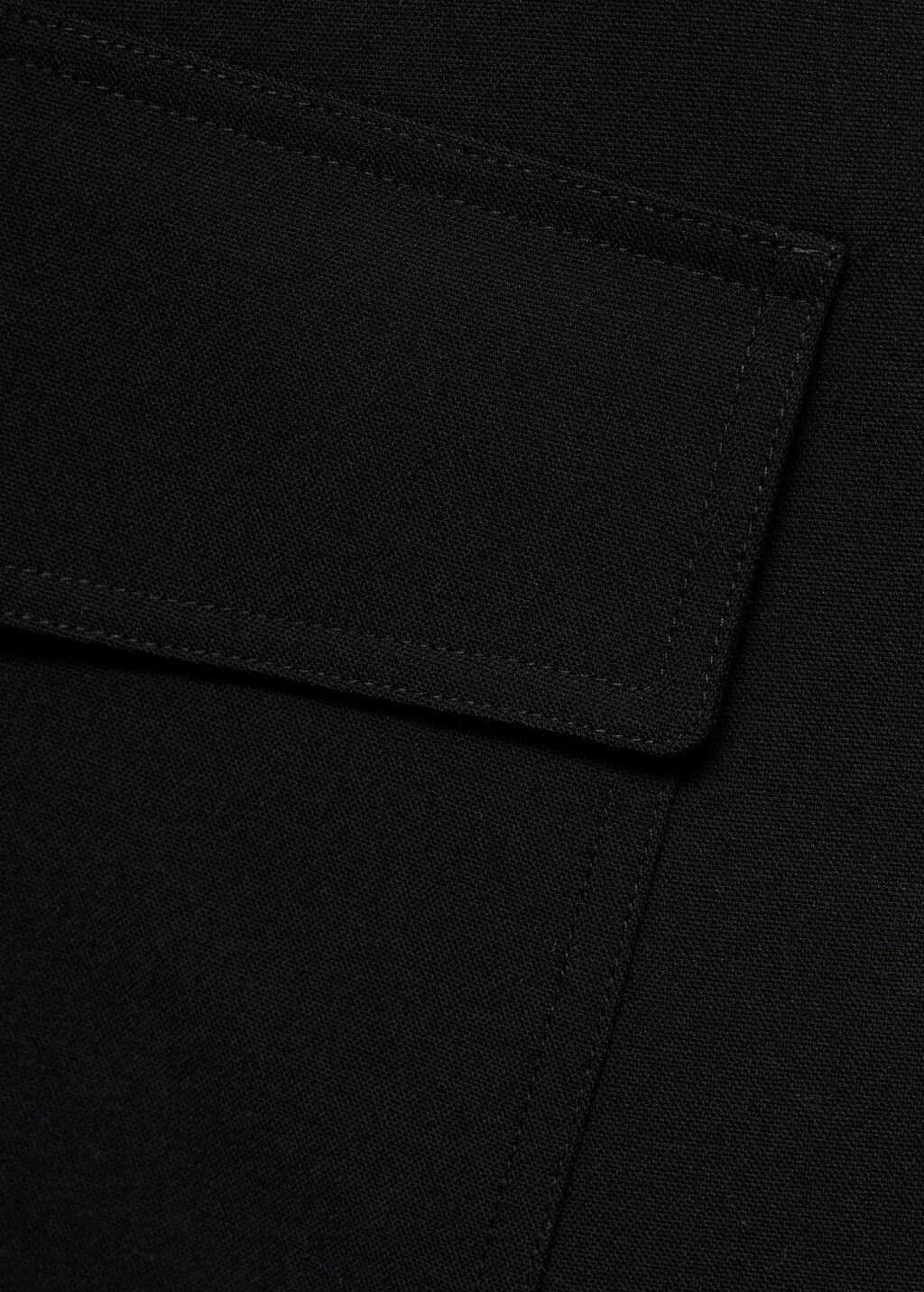 Midi skirt with buckle detail - Black