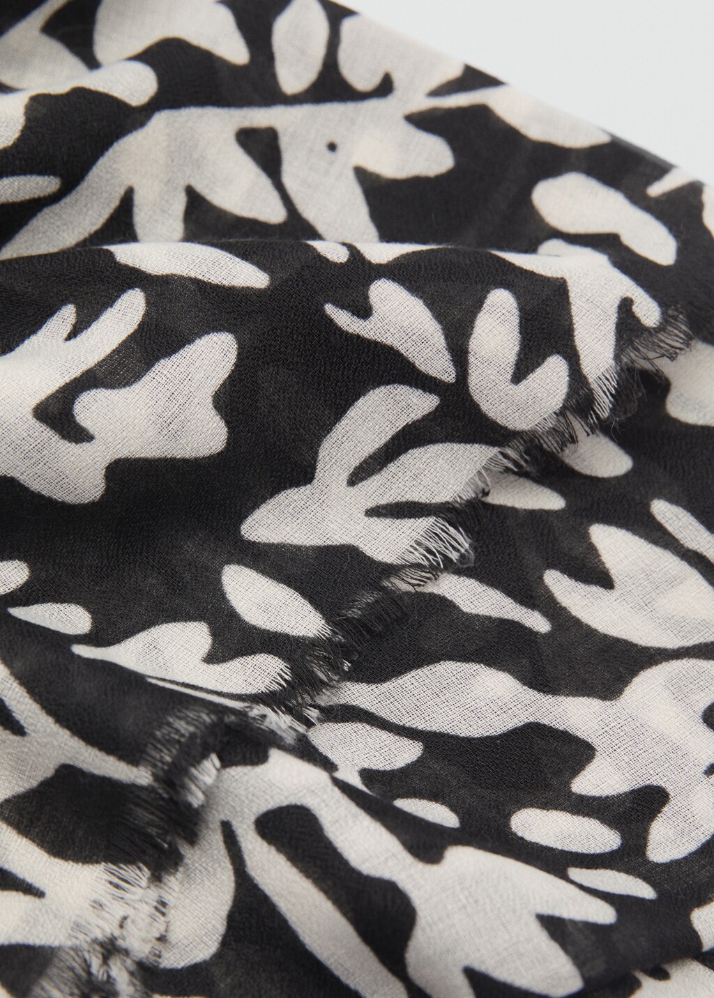 Floral print scarf - Black