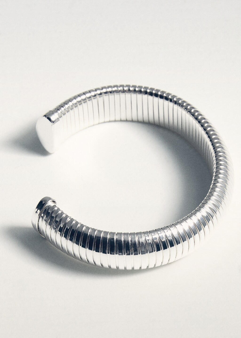Rigid textured bracelet - Silver