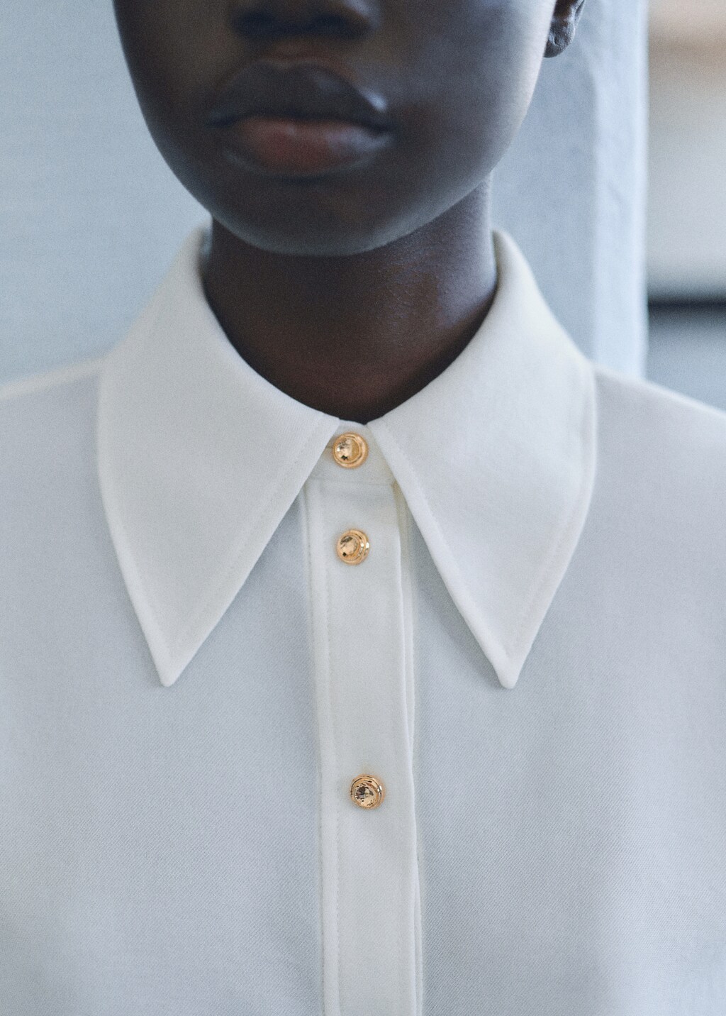 Buttoned flowy shirt - Off White