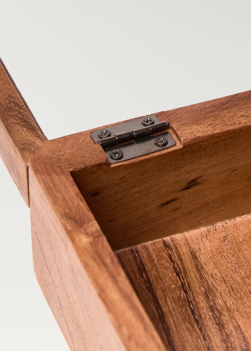 Medium wooden jewelry box - Brown