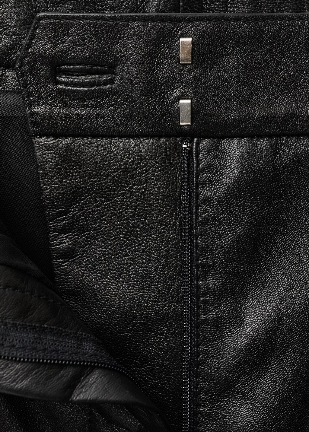 Straight leather trousers with pleat detail - Black