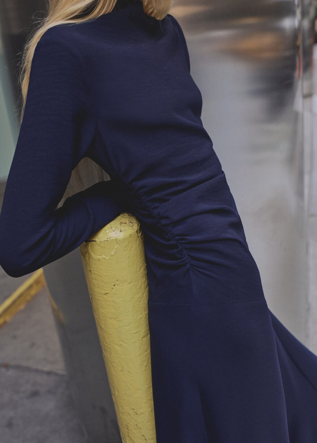 Asymmetrical pleated dress - Night Blue