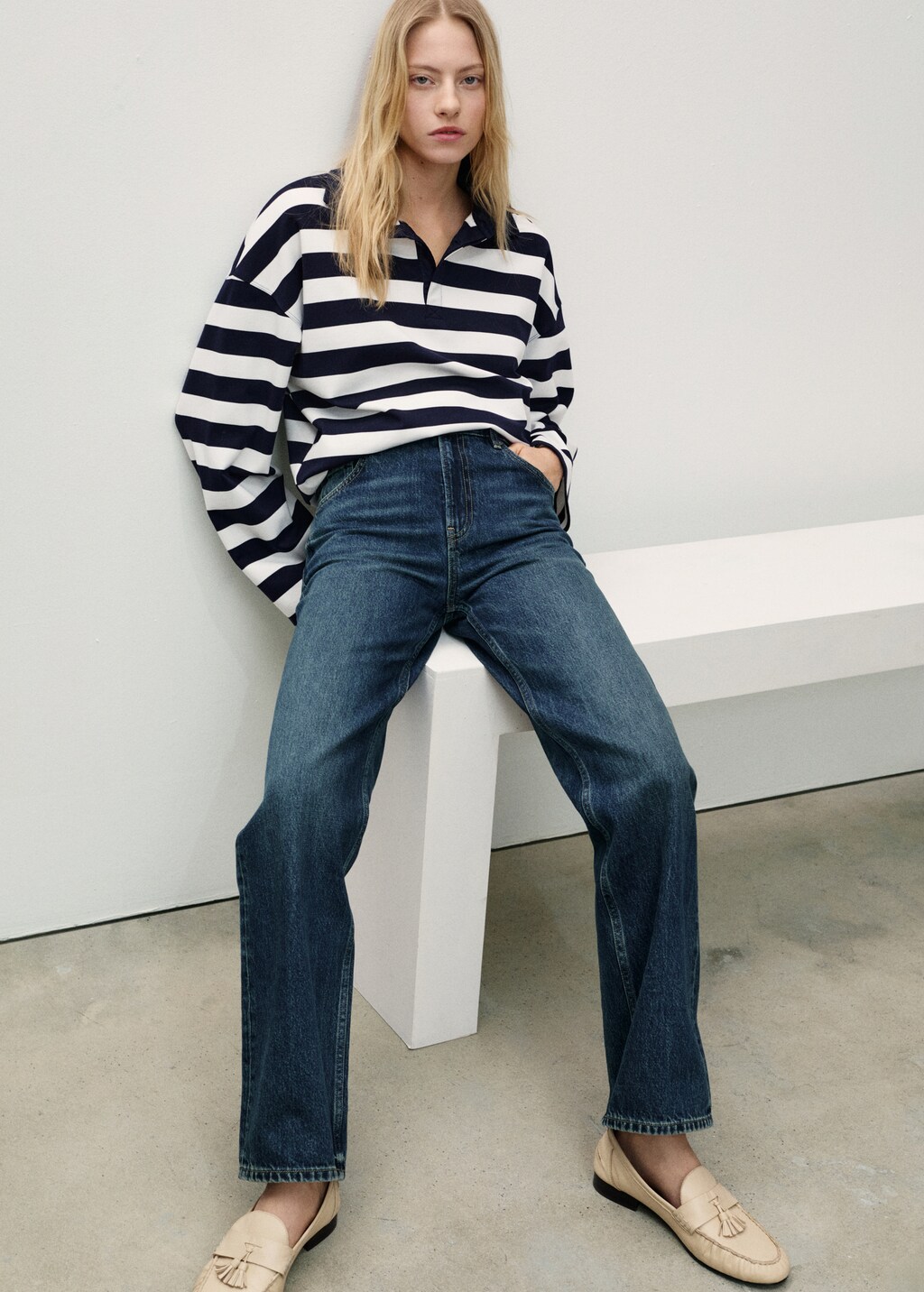 Miami medium-rise straight-fit jeans - Black denim