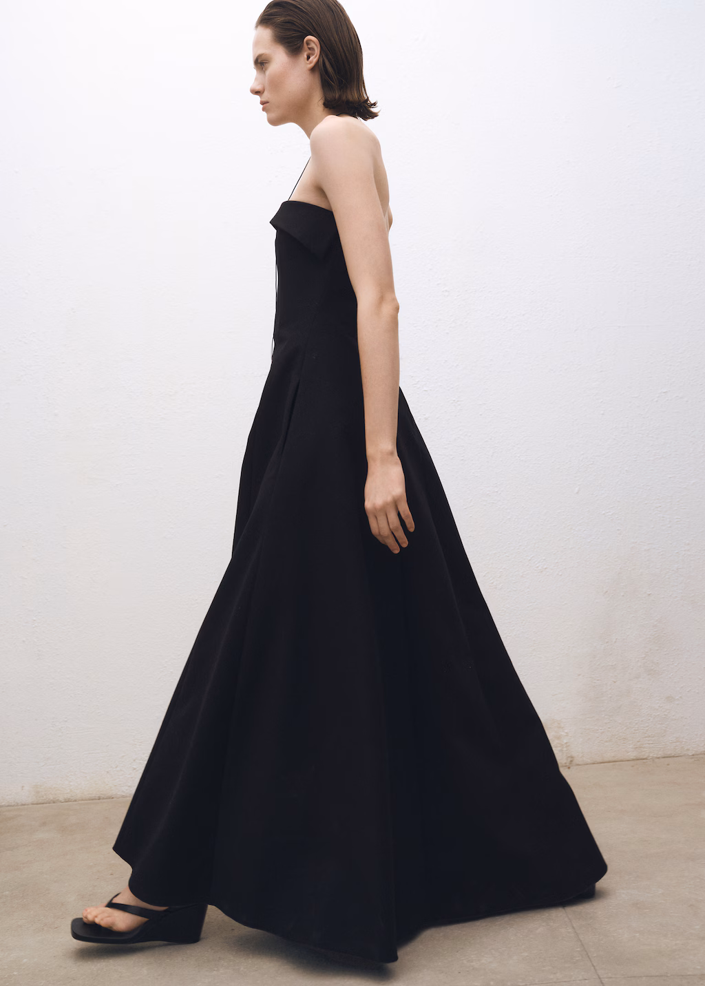 Strapless flared dress - Black