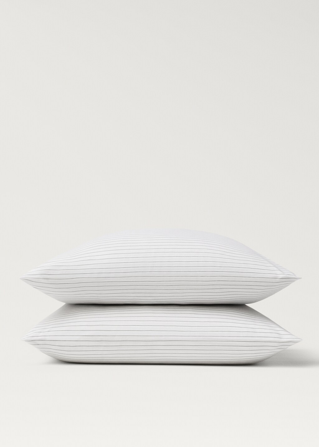 Cotton percale pillowcase with two-tone stripes, 60x60 cm - Medium Brown