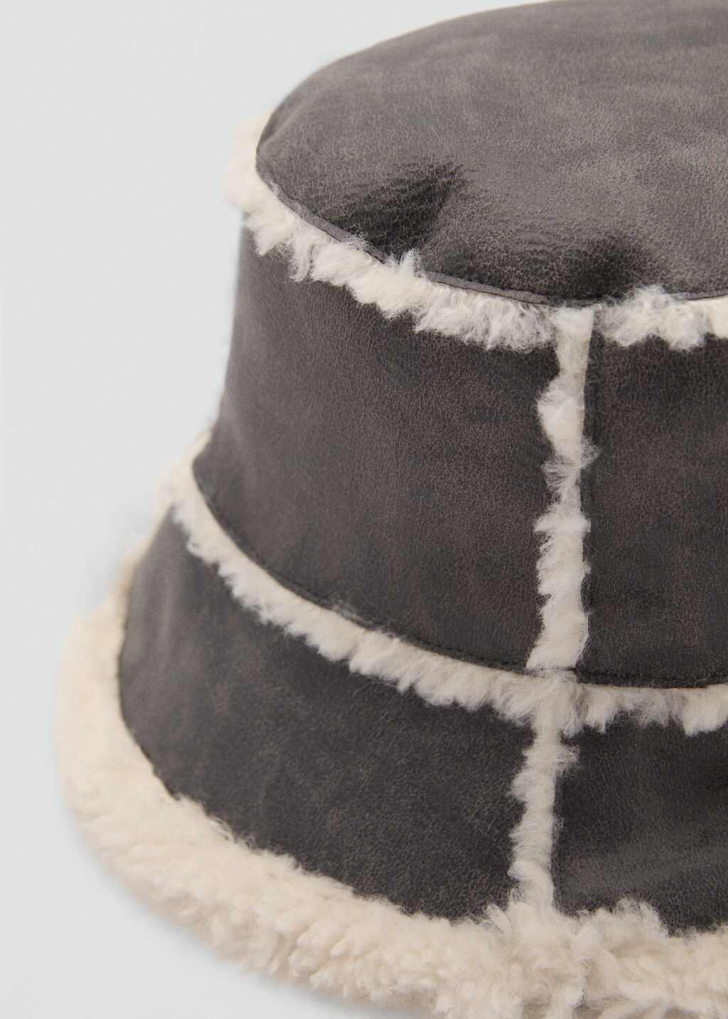 Shearling bucket hat - Chocolate