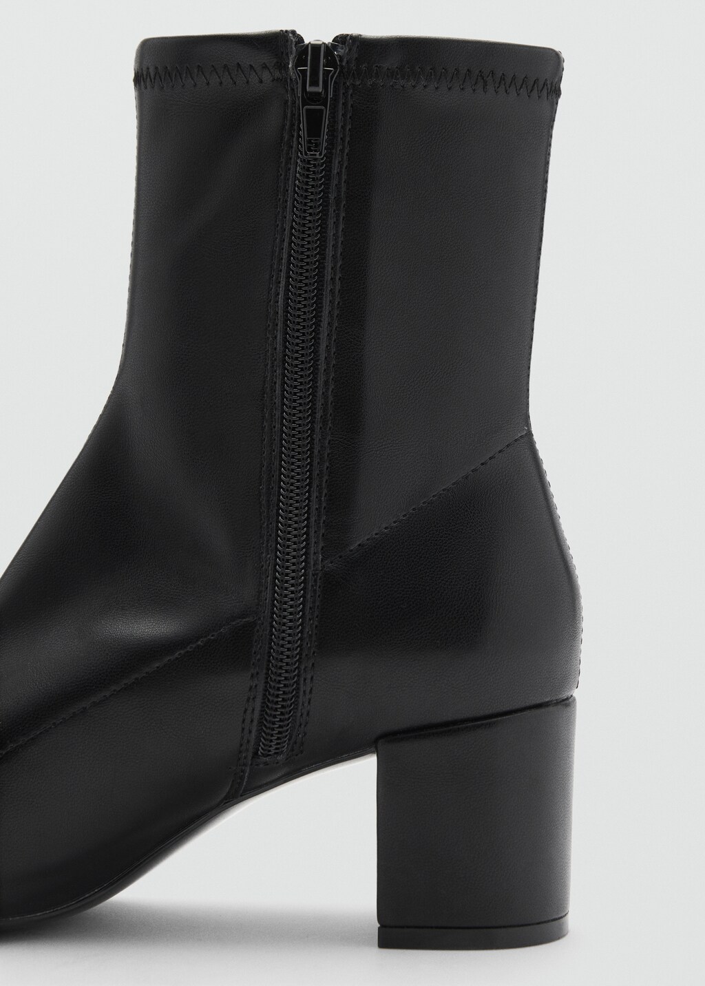 Block-heel ankle boots - Black