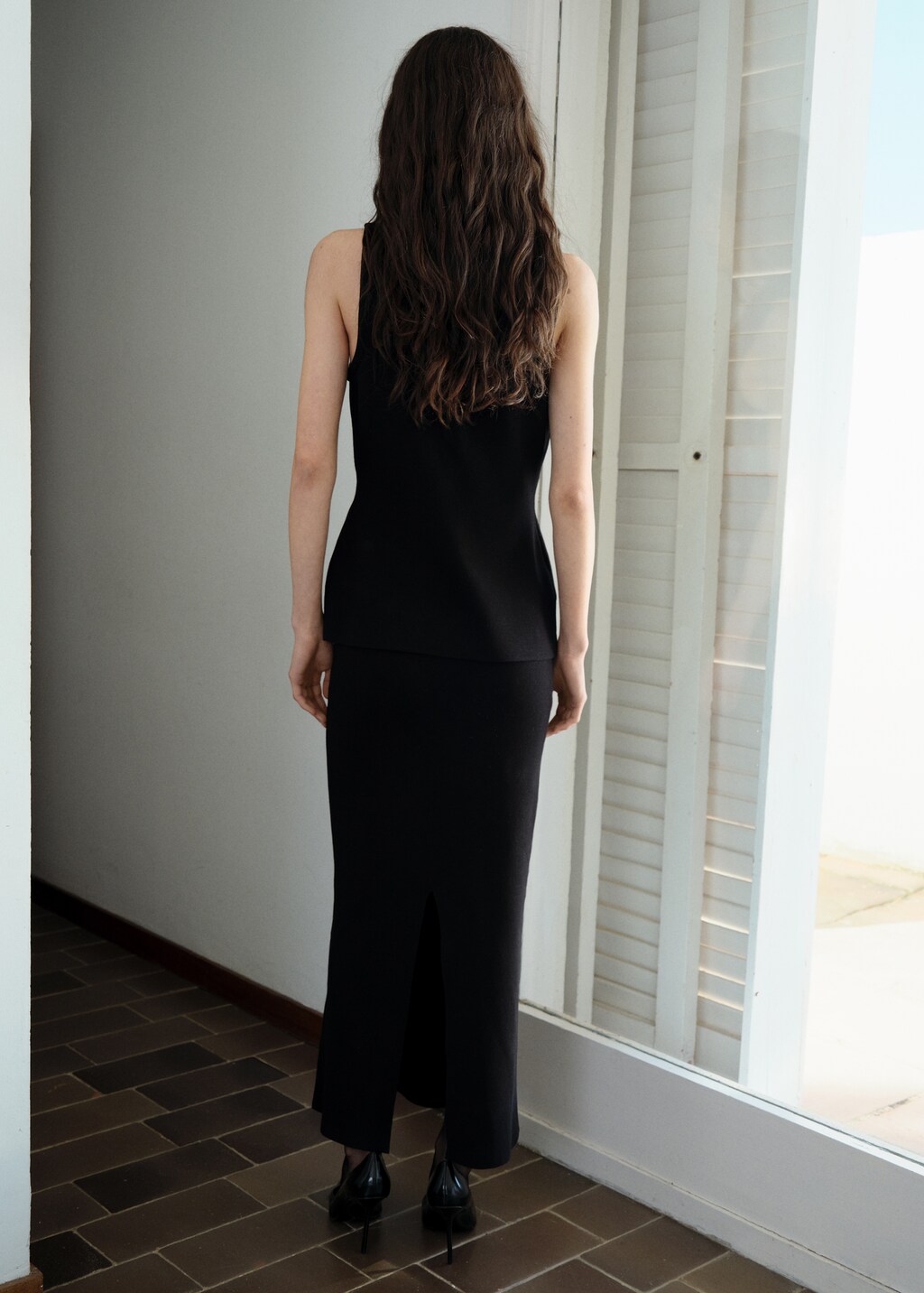 Knitted waistcoat with jewel buttons - Black